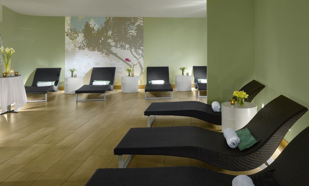 Hotel Farnham Estate And Golf